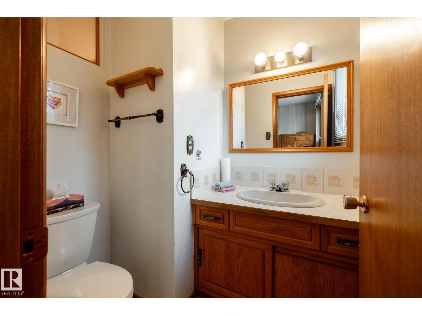 8612 68a St Nw, Edmonton, Alberta  T6B 1T5 - Photo 25 - E4484024