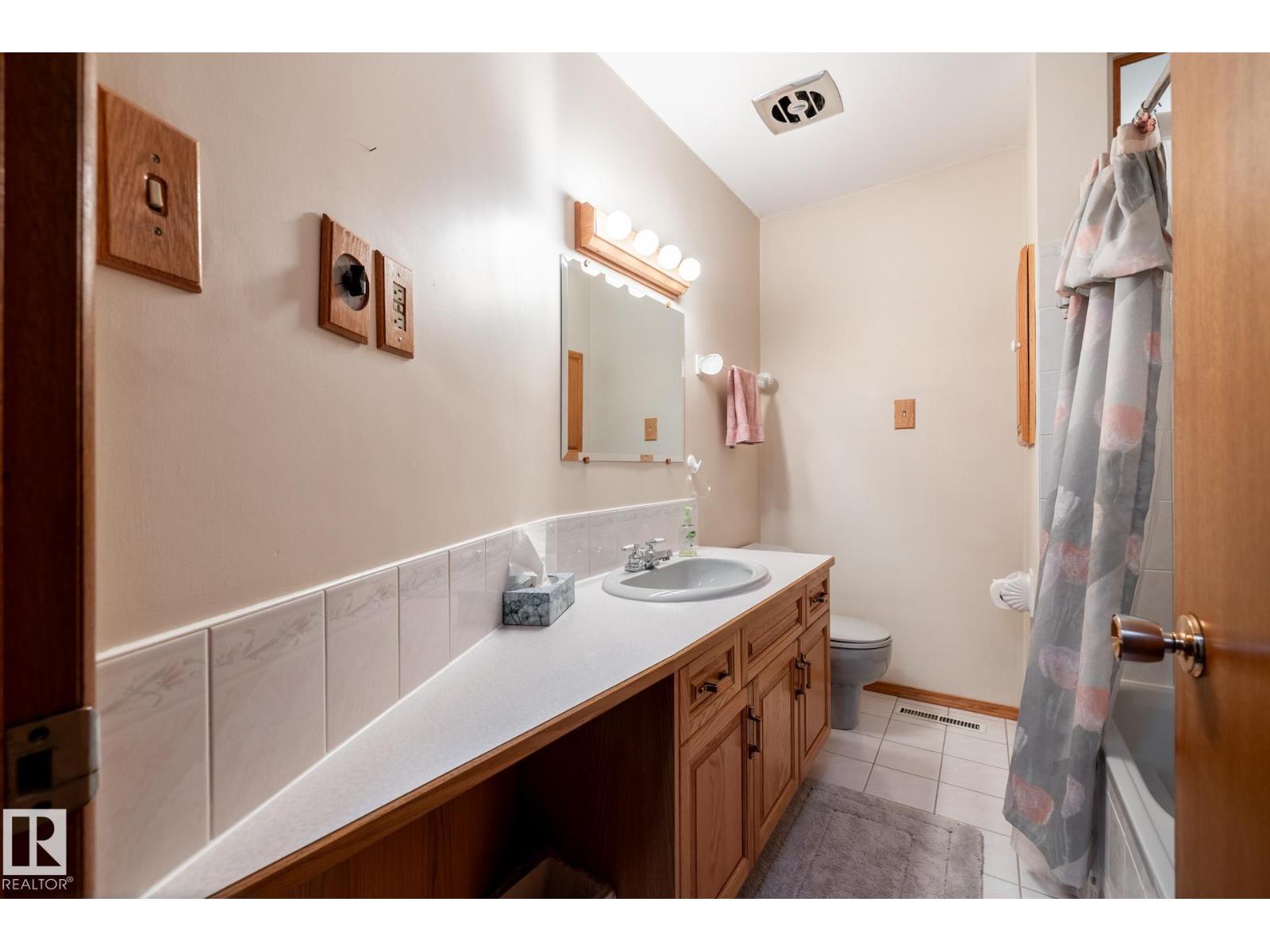 8612 68a St Nw, Edmonton, Alberta  T6B 1T5 - Photo 26 - E4484024