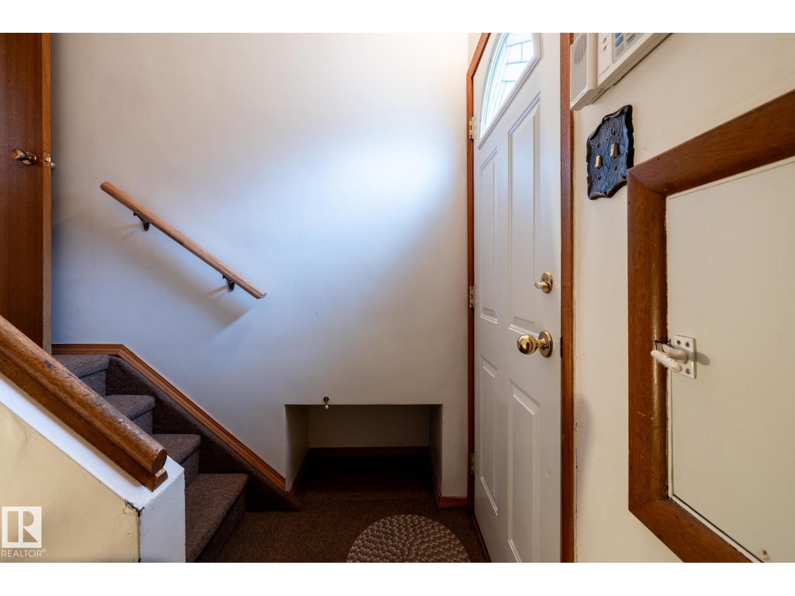 8612 68a St Nw, Edmonton, Alberta  T6B 1T5 - Photo 28 - E4484024