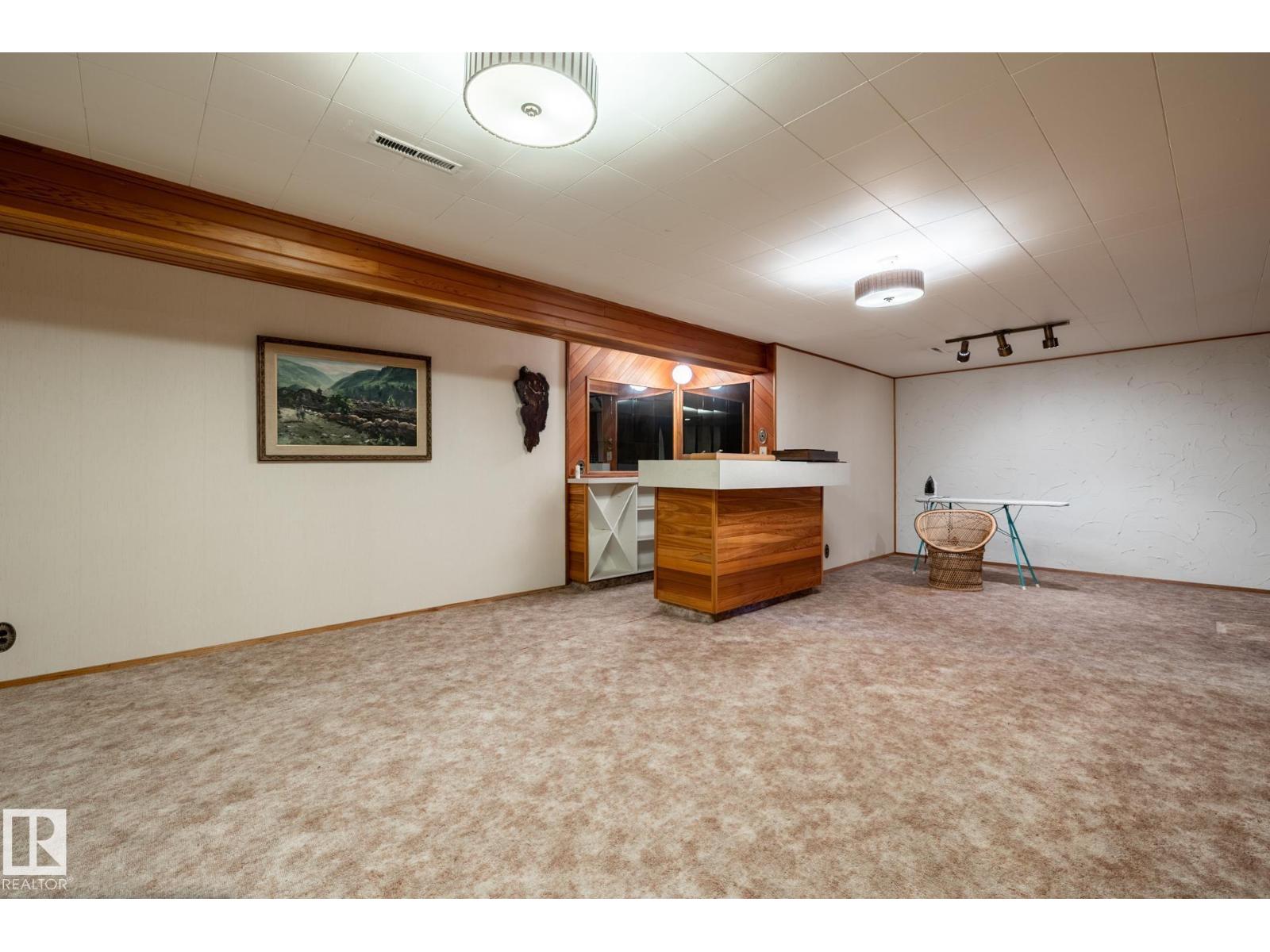 8612 68a St Nw, Edmonton, Alberta  T6B 1T5 - Photo 31 - E4484024