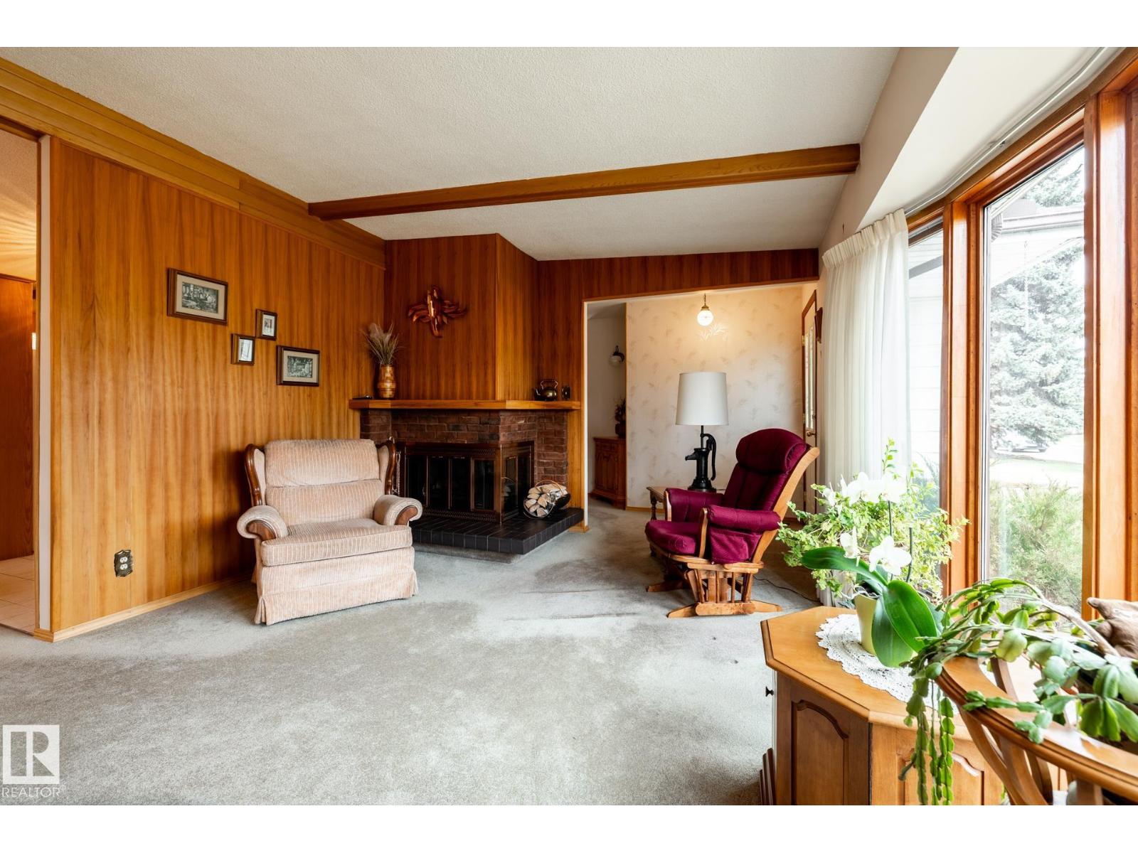 8612 68a St Nw, Edmonton, Alberta  T6B 1T5 - Photo 4 - E4484024