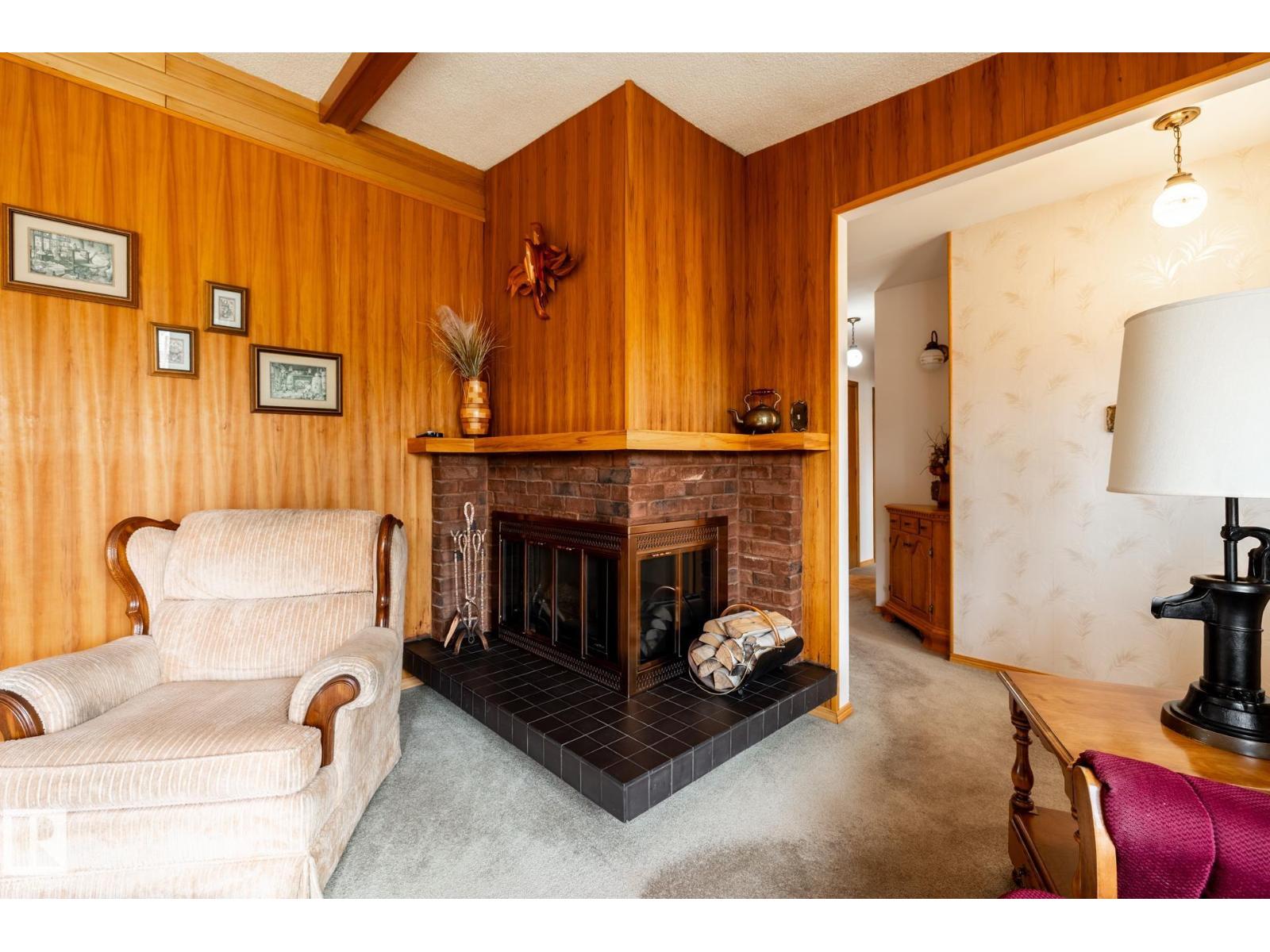 8612 68a St Nw, Edmonton, Alberta  T6B 1T5 - Photo 6 - E4484024