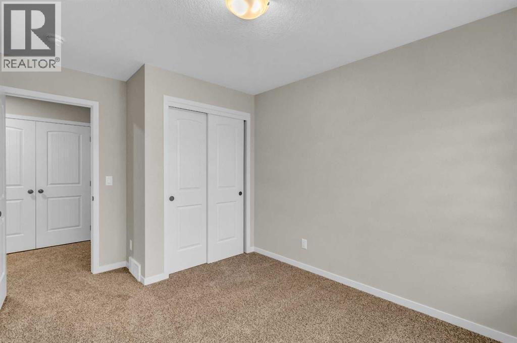 249 Aquila Drive Nw, Calgary, Alberta  T3R 1Y6 - Photo 12 - A2298108