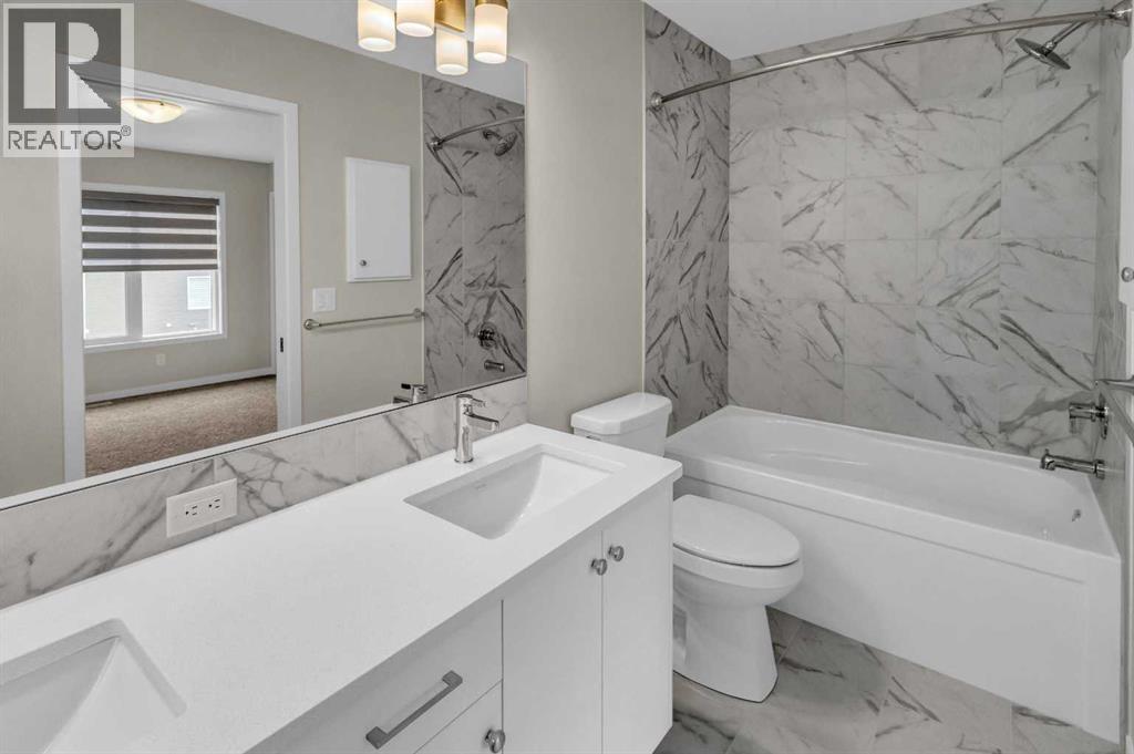 249 Aquila Drive Nw, Calgary, Alberta  T3R 1Y6 - Photo 10 - A2298108