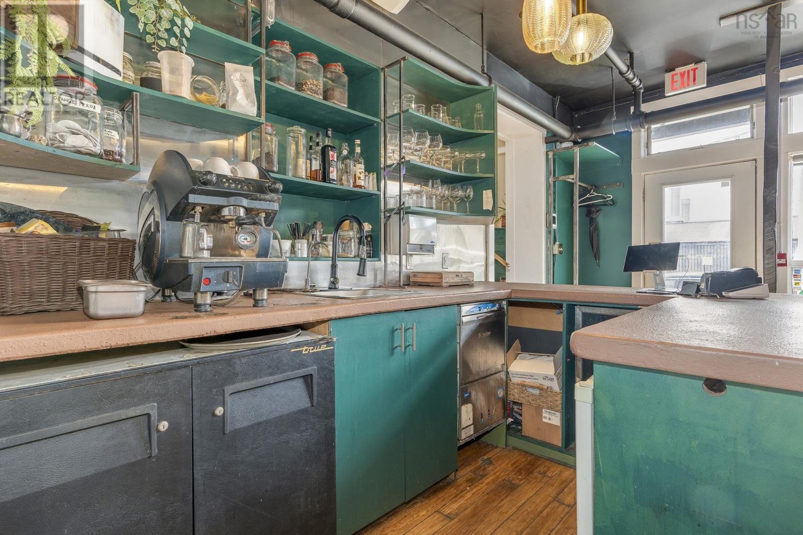 5775 Charles Street, Halifax, Halifax, Nova Scotia  B3K 1K7 - Photo 8 - 202608524