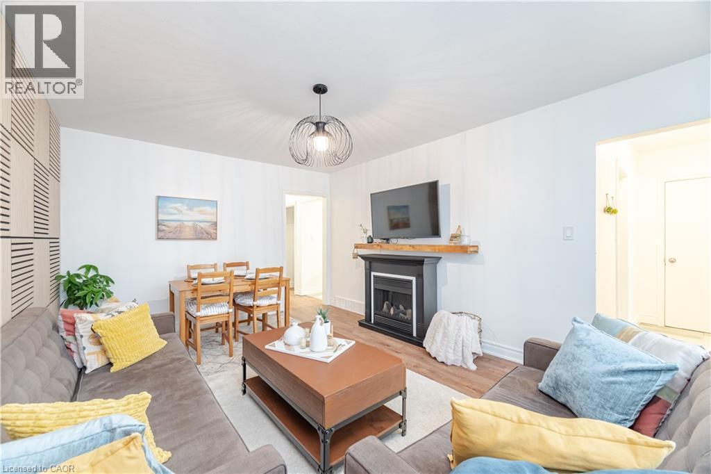 297 Mohawk Road W, Hamilton, Ontario  L9C 1W2 - Photo 13 - 40823920