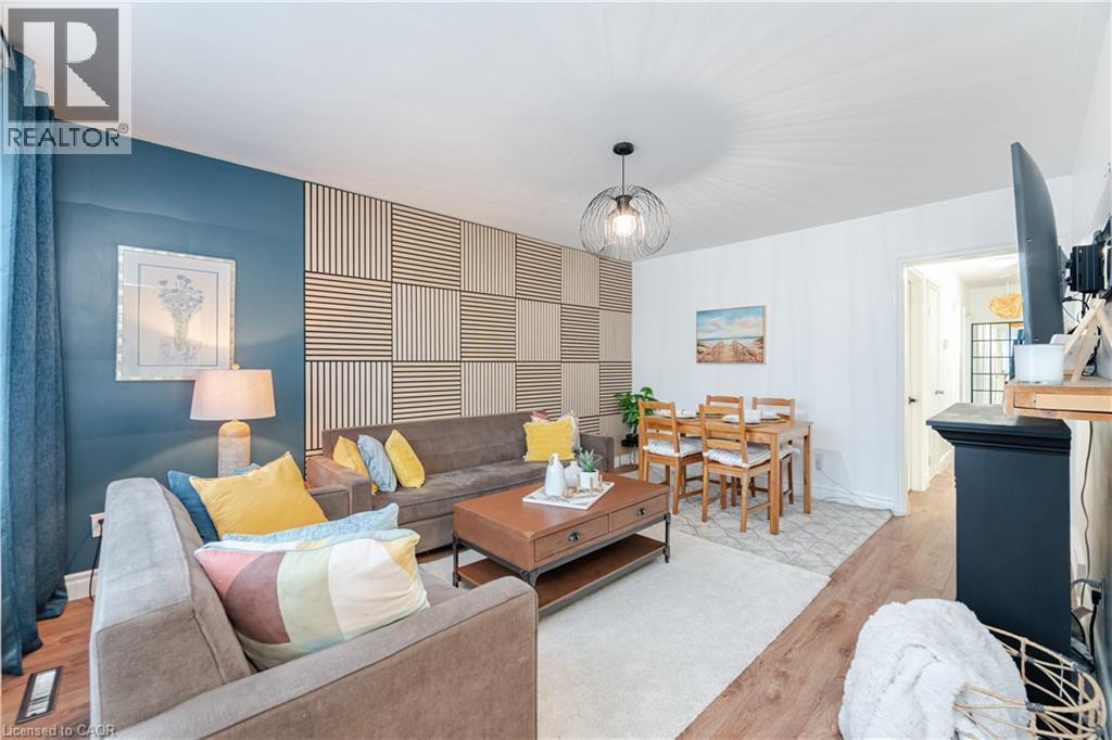 297 Mohawk Road W, Hamilton, Ontario  L9C 1W2 - Photo 11 - 40823920