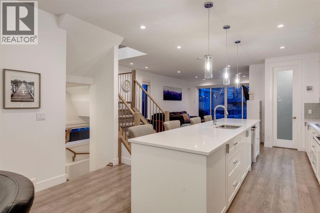 232 24 Avenue NE, Calgary, Alberta  T2E 1W8 - Photo 6 - A2304436