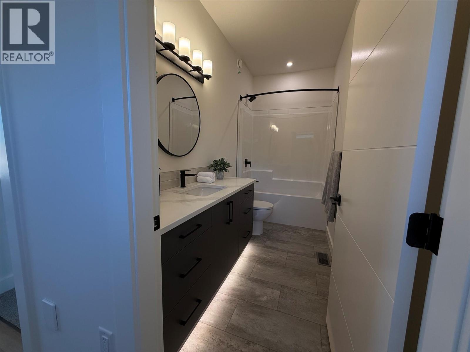 143 Green Avenue Unit# 104, Penticton, British Columbia  V2A 3S9 - Photo 17 - 10371608