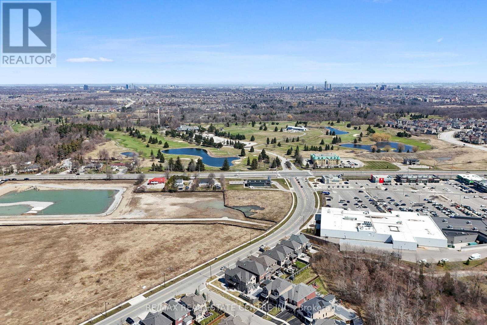 189 Lionhead Golf Club Road, Brampton, Ontario  L6Y 6C1 - Photo 6 - W13040712