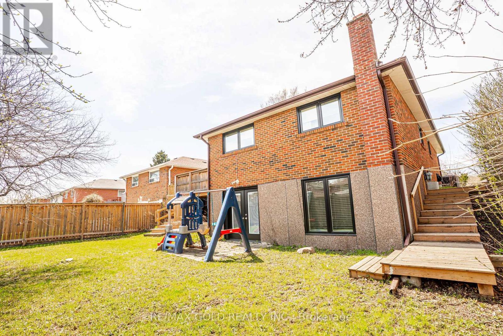 23 Dunster Crescent, Brampton, Ontario  L6T 3J8 - Photo 40 - W13040752