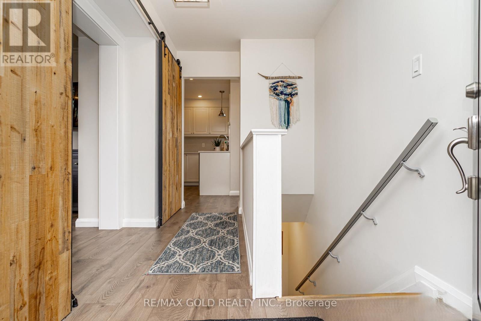 23 Dunster Crescent, Brampton, Ontario  L6T 3J8 - Photo 8 - W13040752