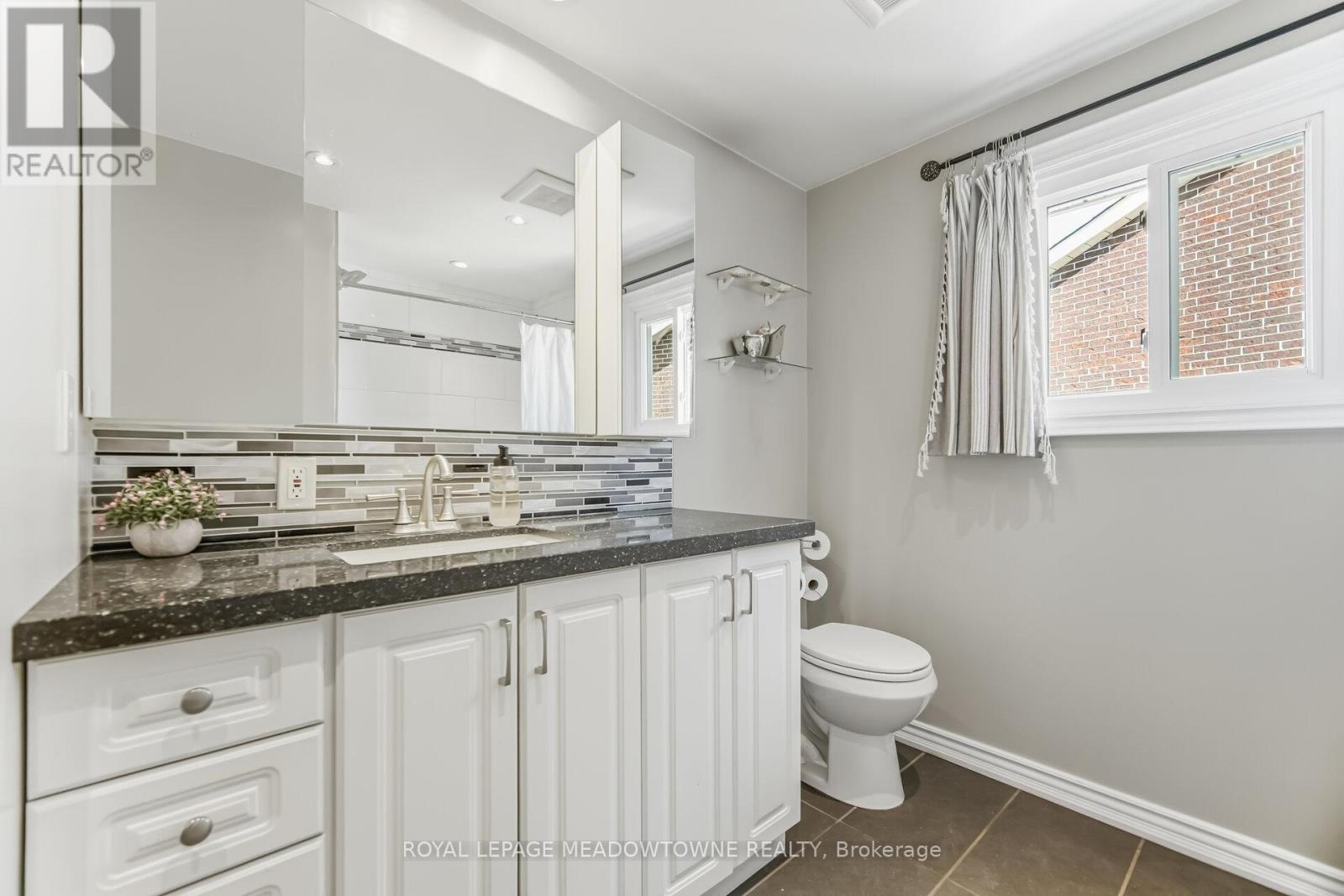 38 Mckillop Court, Brampton, Ontario  L6Y 3J2 - Photo 38 - W13040788