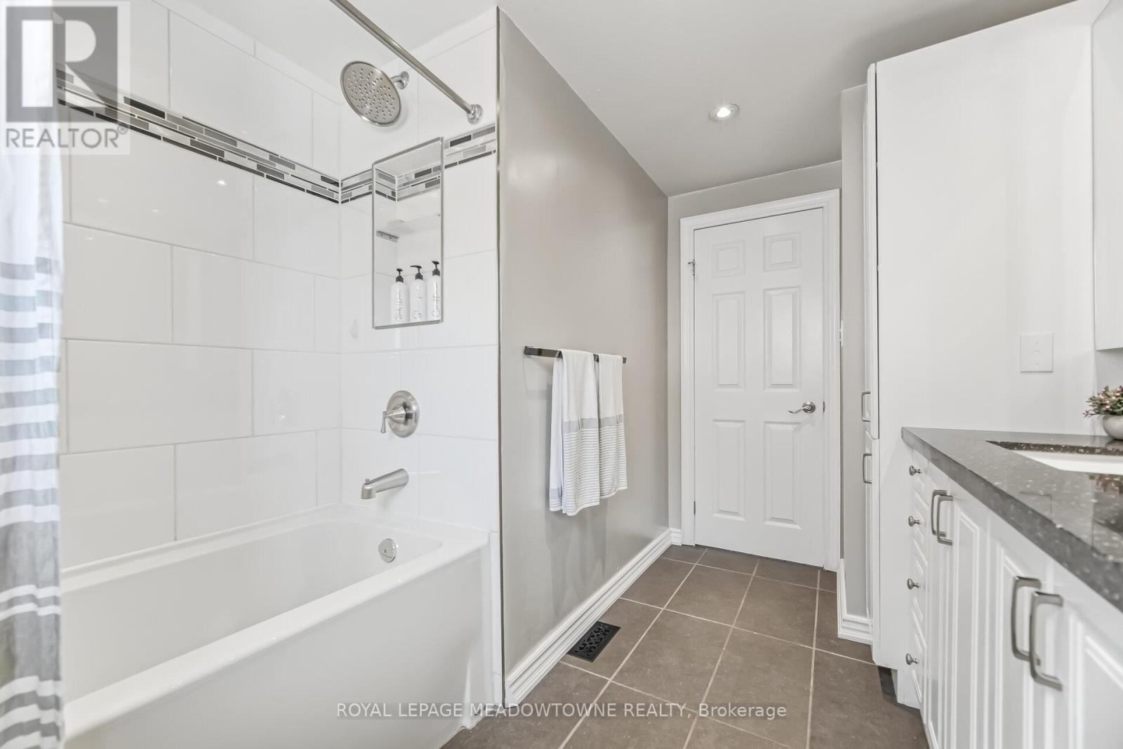 38 Mckillop Court, Brampton, Ontario  L6Y 3J2 - Photo 39 - W13040788