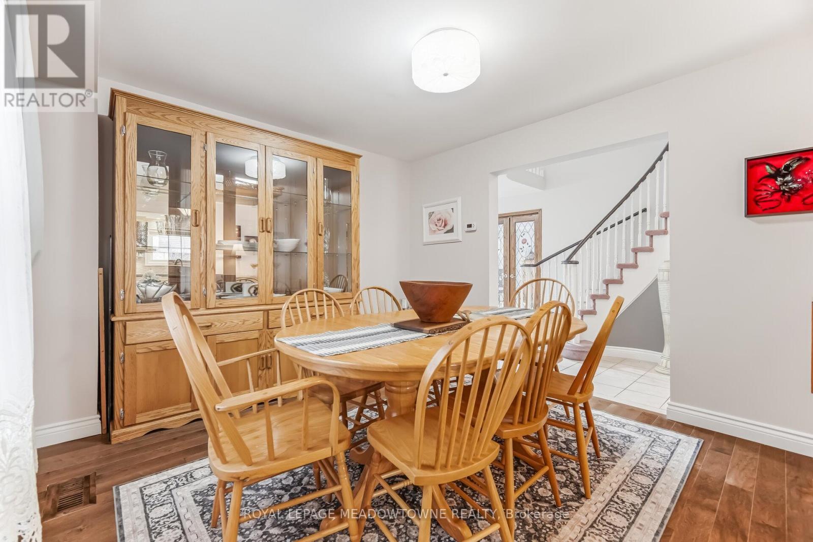 38 Mckillop Court, Brampton, Ontario  L6Y 3J2 - Photo 6 - W13040788