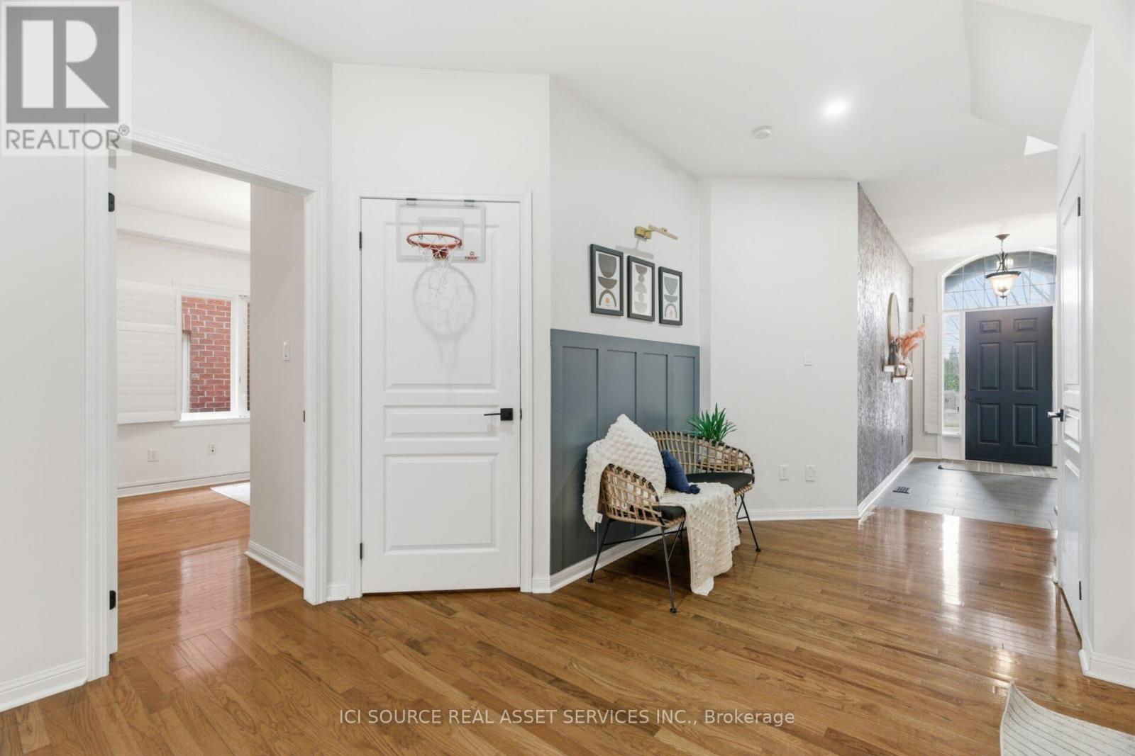 2202 Brookhaven Crescent, Oakville, Ontario  L6M 5B8 - Photo 12 - W13040848