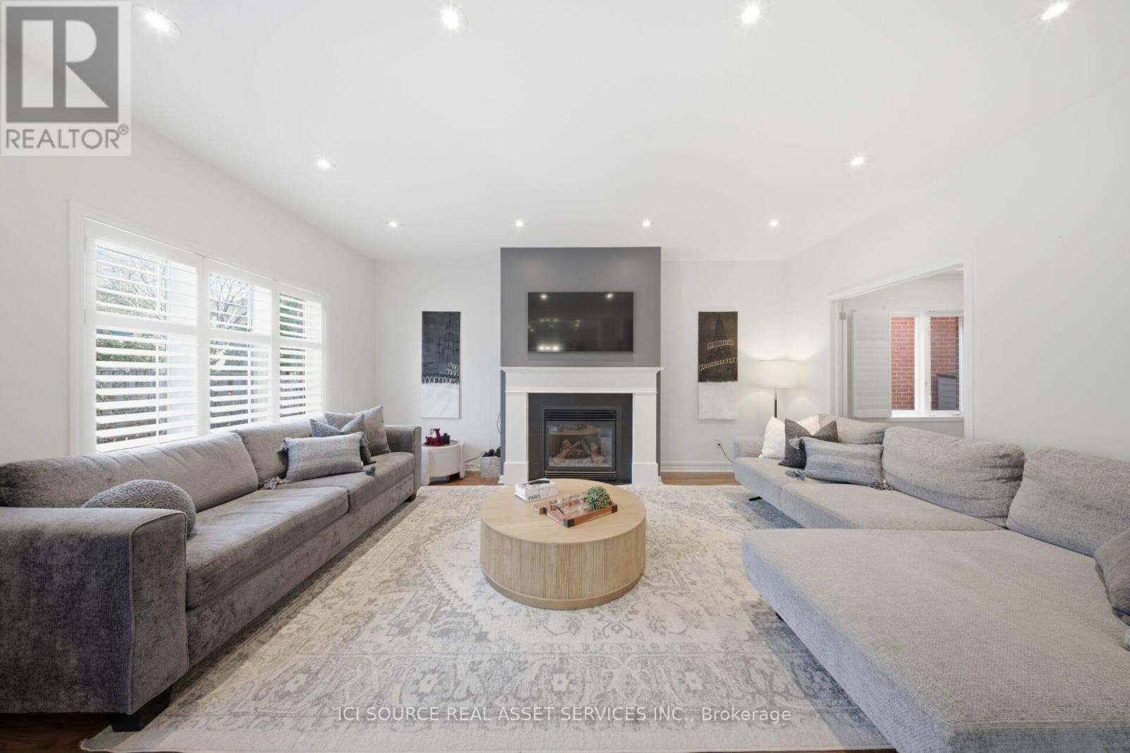 2202 Brookhaven Crescent, Oakville, Ontario  L6M 5B8 - Photo 15 - W13040848