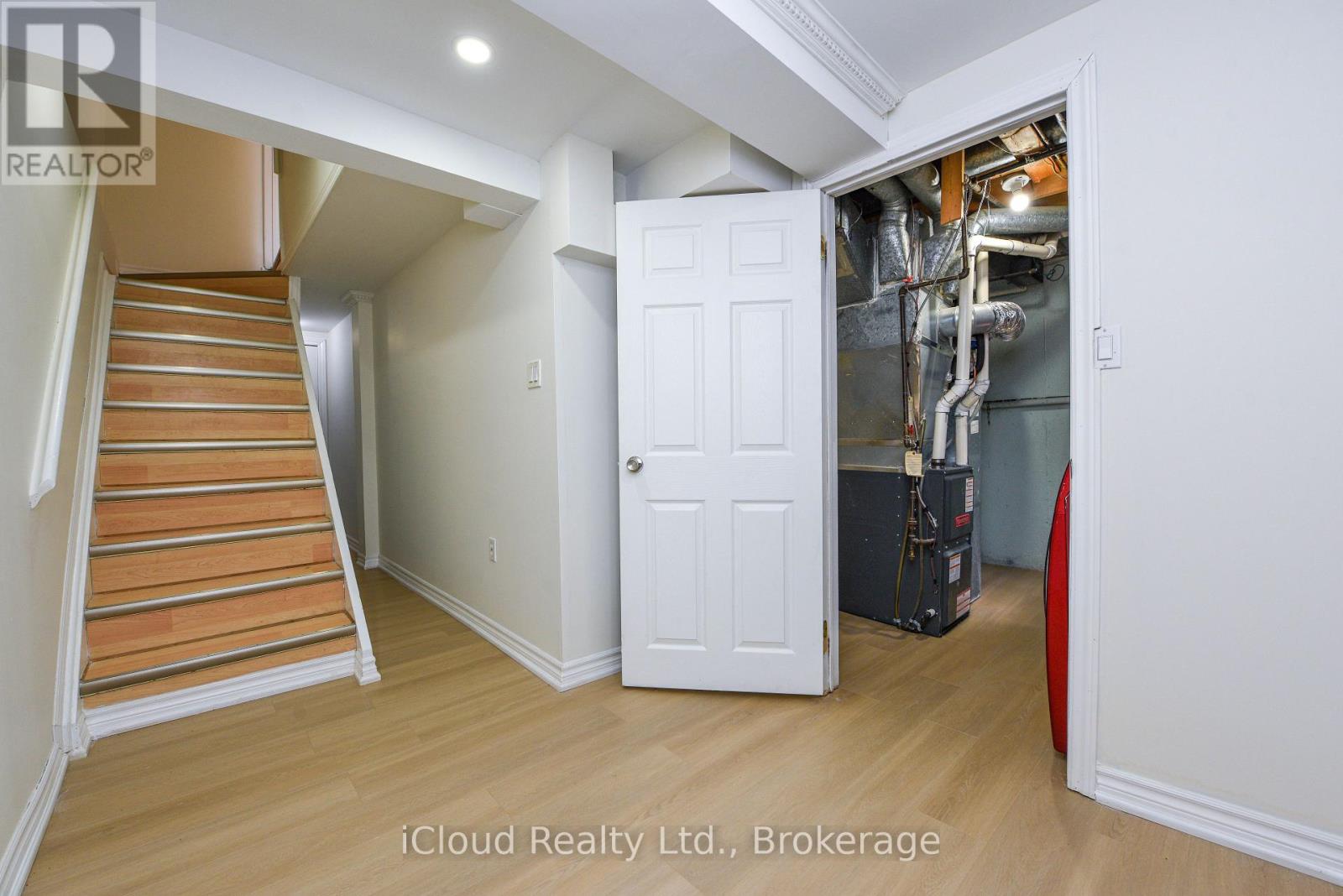 88 - 400 Mississauga Valley Boulevard, Mississauga, Ontario  L5A 3N6 - Photo 46 - W13040856