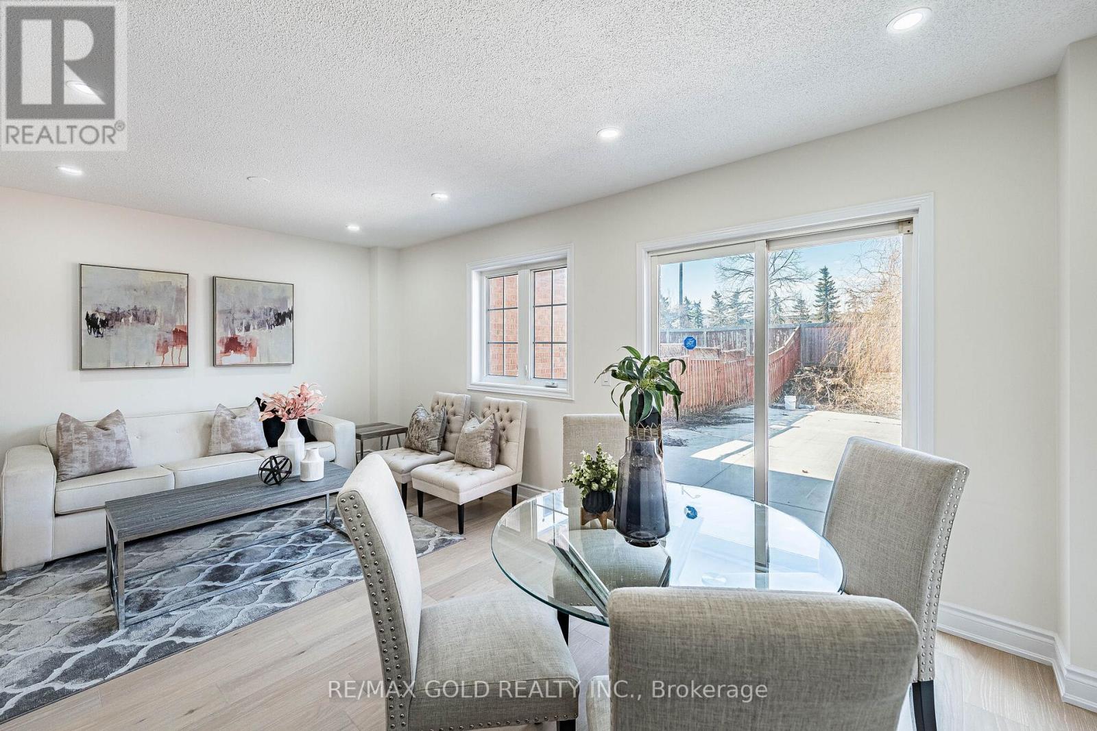 110 Sandyshores Drive, Brampton, Ontario  L6R 2M3 - Photo 14 - W13040864