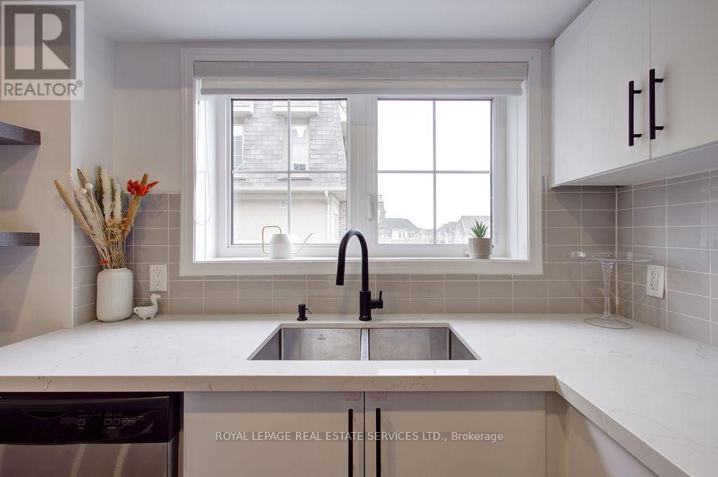 65 - 2441 Greenwich Drive, Oakville, Ontario  L6M 0S3 - Photo 12 - W13040882