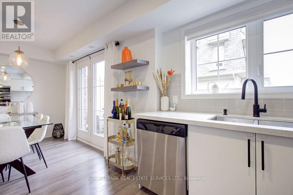 65 - 2441 Greenwich Drive, Oakville, Ontario  L6M 0S3 - Photo 14 - W13040882