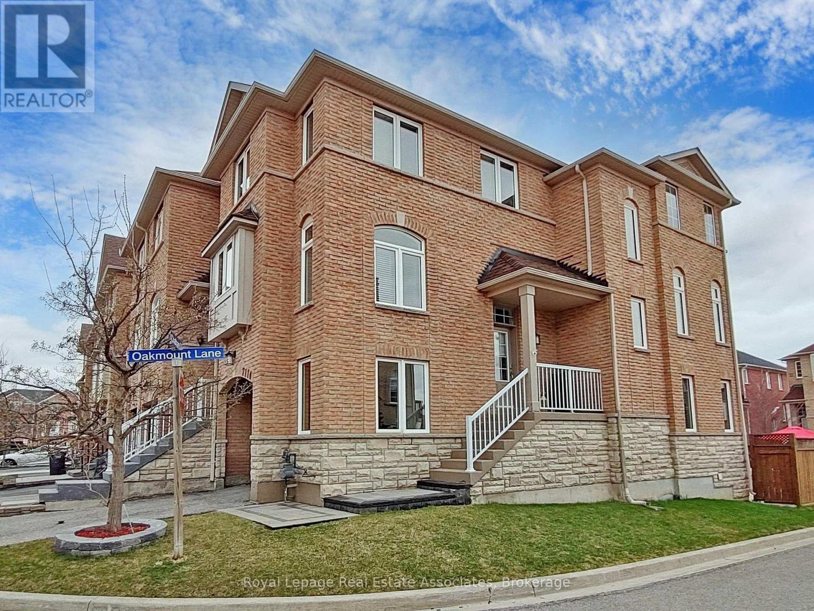 7114 CHATHAM COURT, Mississauga, Ontario