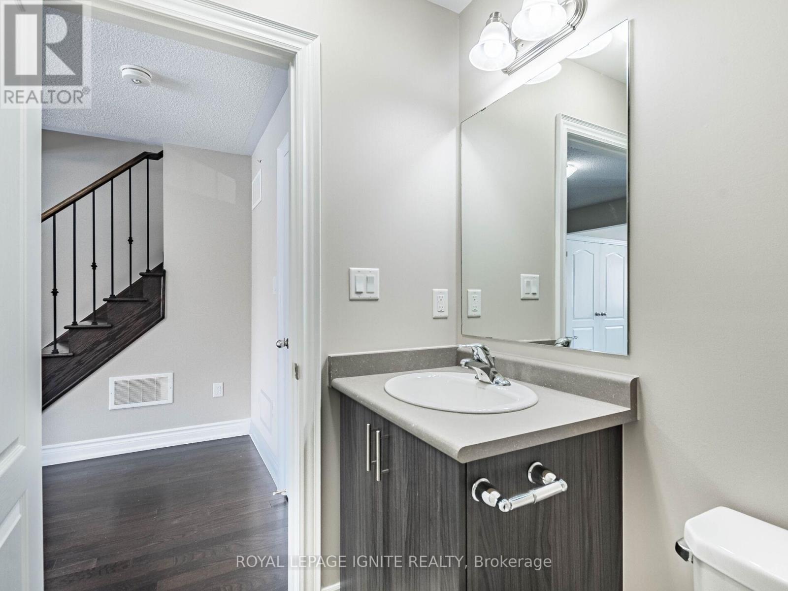 15 Temple Manor Road, Brampton, Ontario  L6Y 6C4 - Photo 13 - W13040980