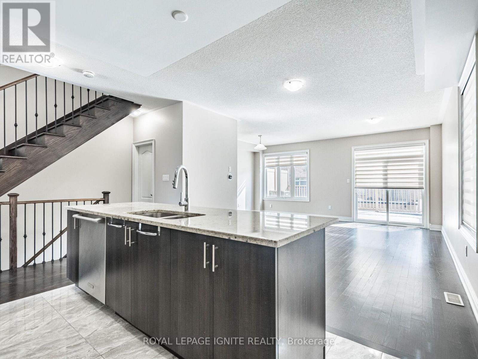 15 Temple Manor Road, Brampton, Ontario  L6Y 6C4 - Photo 38 - W13040980