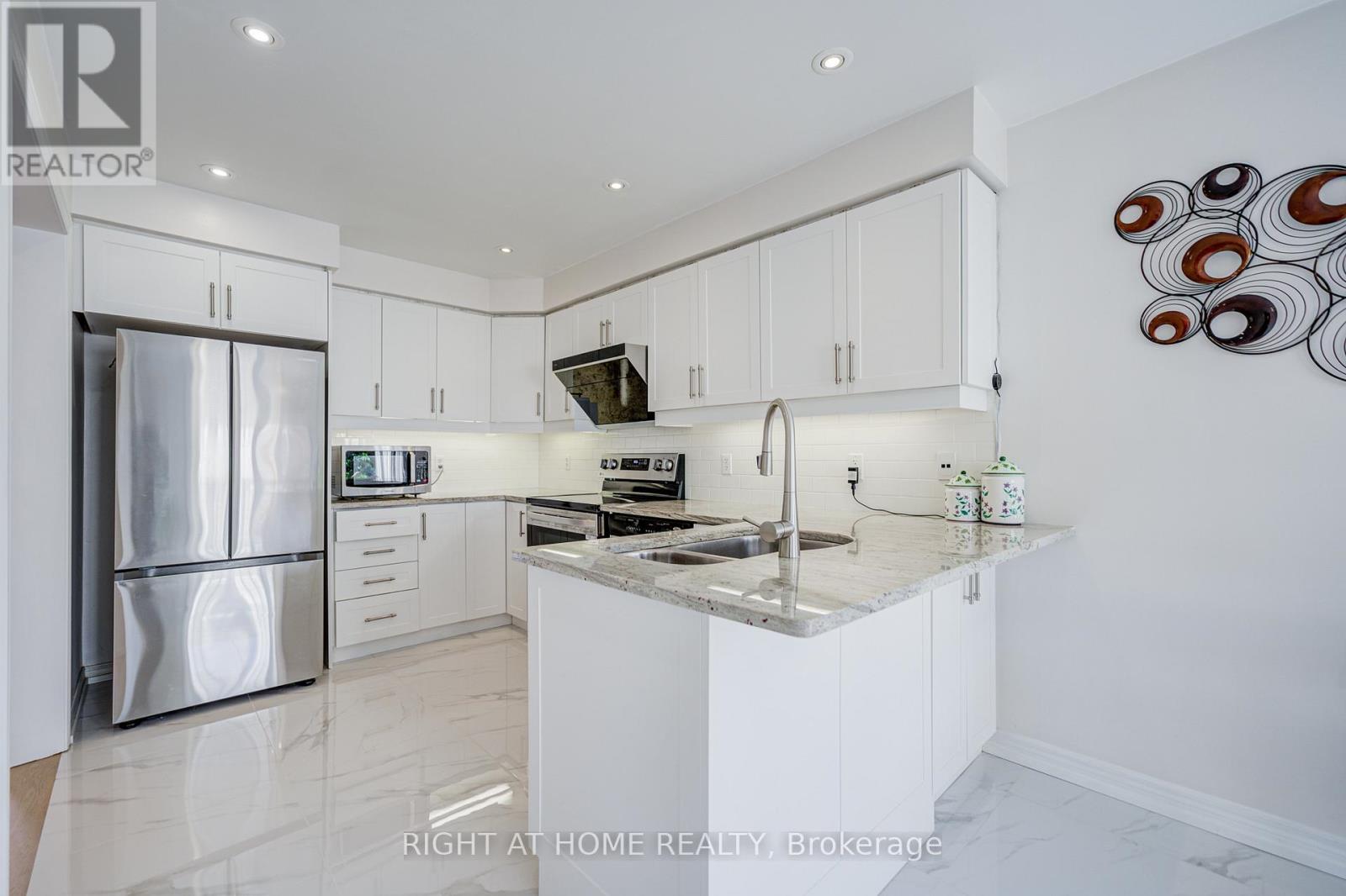 3064 Highbourne Crescent, Oakville, Ontario  L6M 5H1 - Photo 16 - W13041004