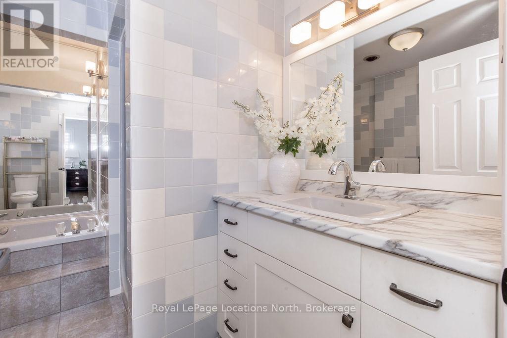 1180 River Road W, Wasaga Beach, Ontario  L9Z 2W7 - Photo 27 - S12857408