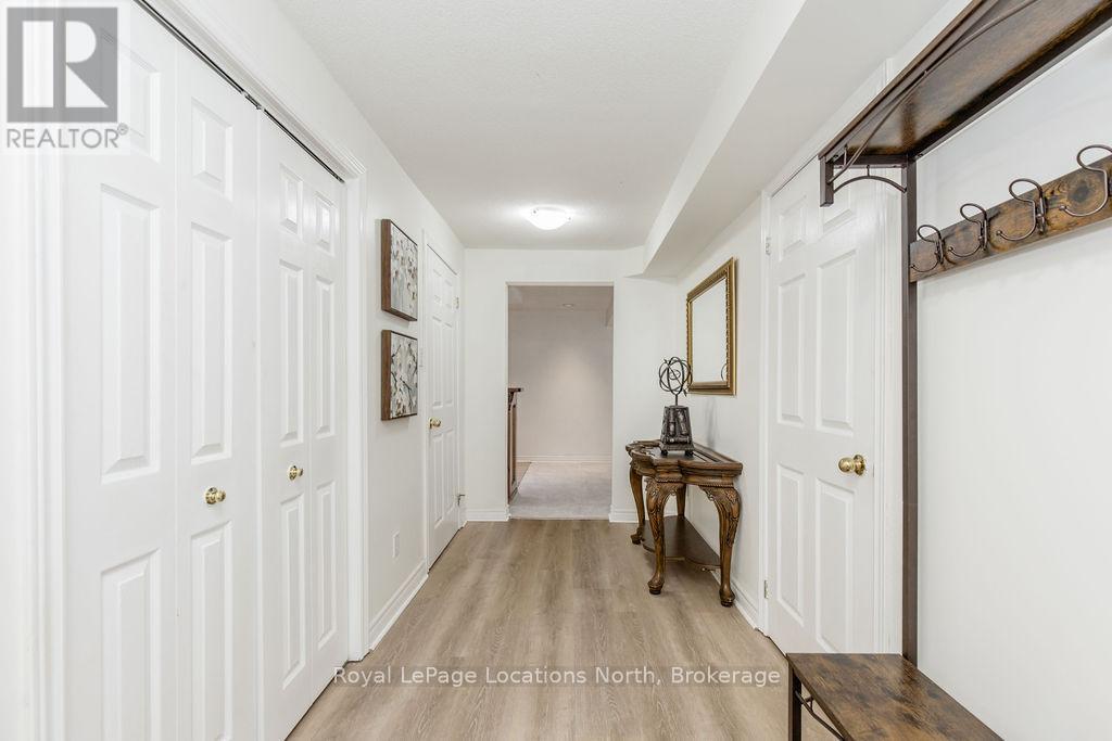 1180 River Road W, Wasaga Beach, Ontario  L9Z 2W7 - Photo 34 - S12857408