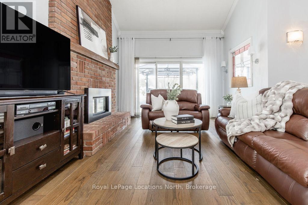 1180 River Road W, Wasaga Beach, Ontario  L9Z 2W7 - Photo 14 - S12857408