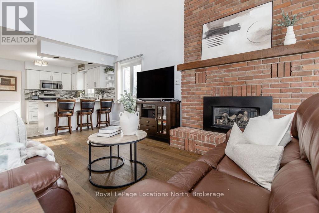 1180 River Road W, Wasaga Beach, Ontario  L9Z 2W7 - Photo 15 - S12857408