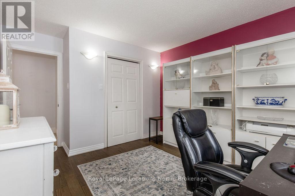 1180 River Road W, Wasaga Beach, Ontario  L9Z 2W7 - Photo 23 - S12857408