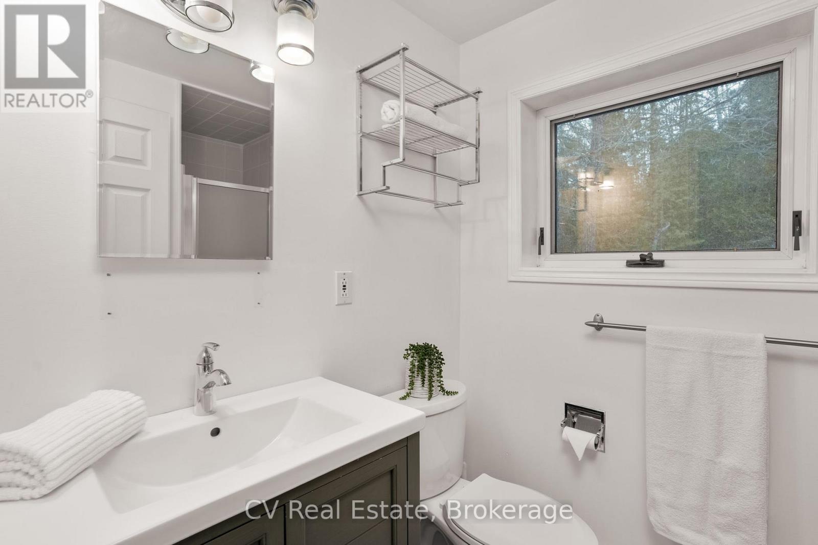 1183 Echo Lake Road, Lake Of Bays, Ontario  P0B 1A0 - Photo 21 - X12986702