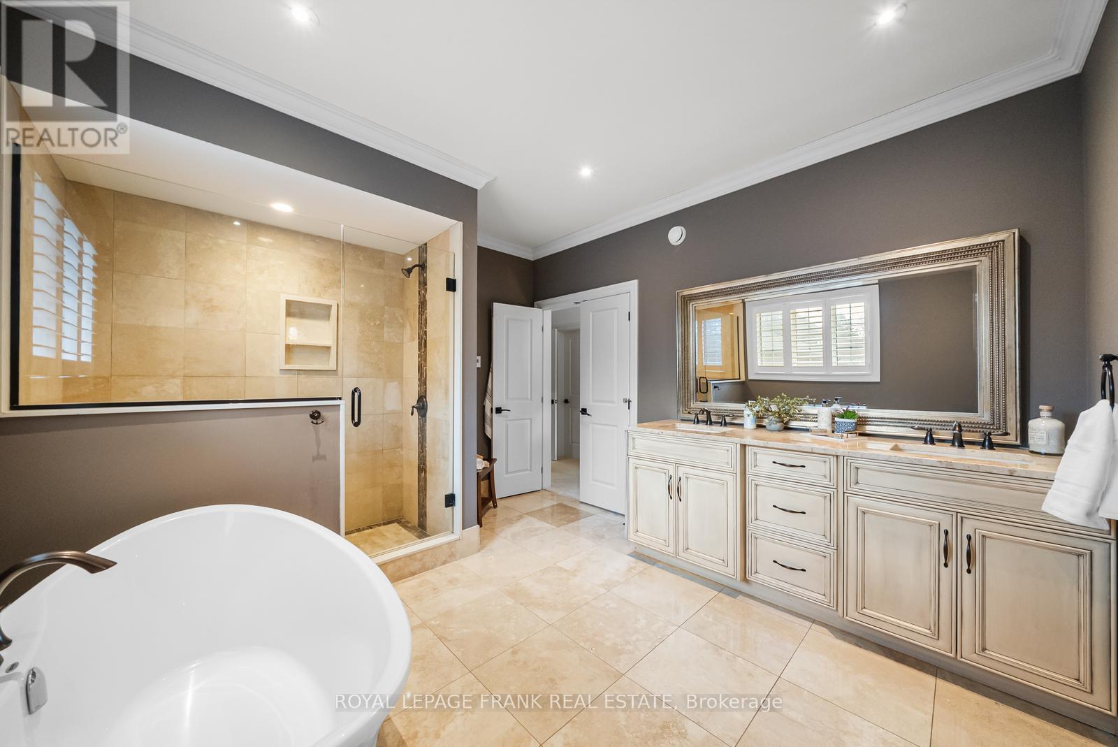 325 Maine Street, Oshawa, Ontario  L1L 1A8 - Photo 27 - E13039414