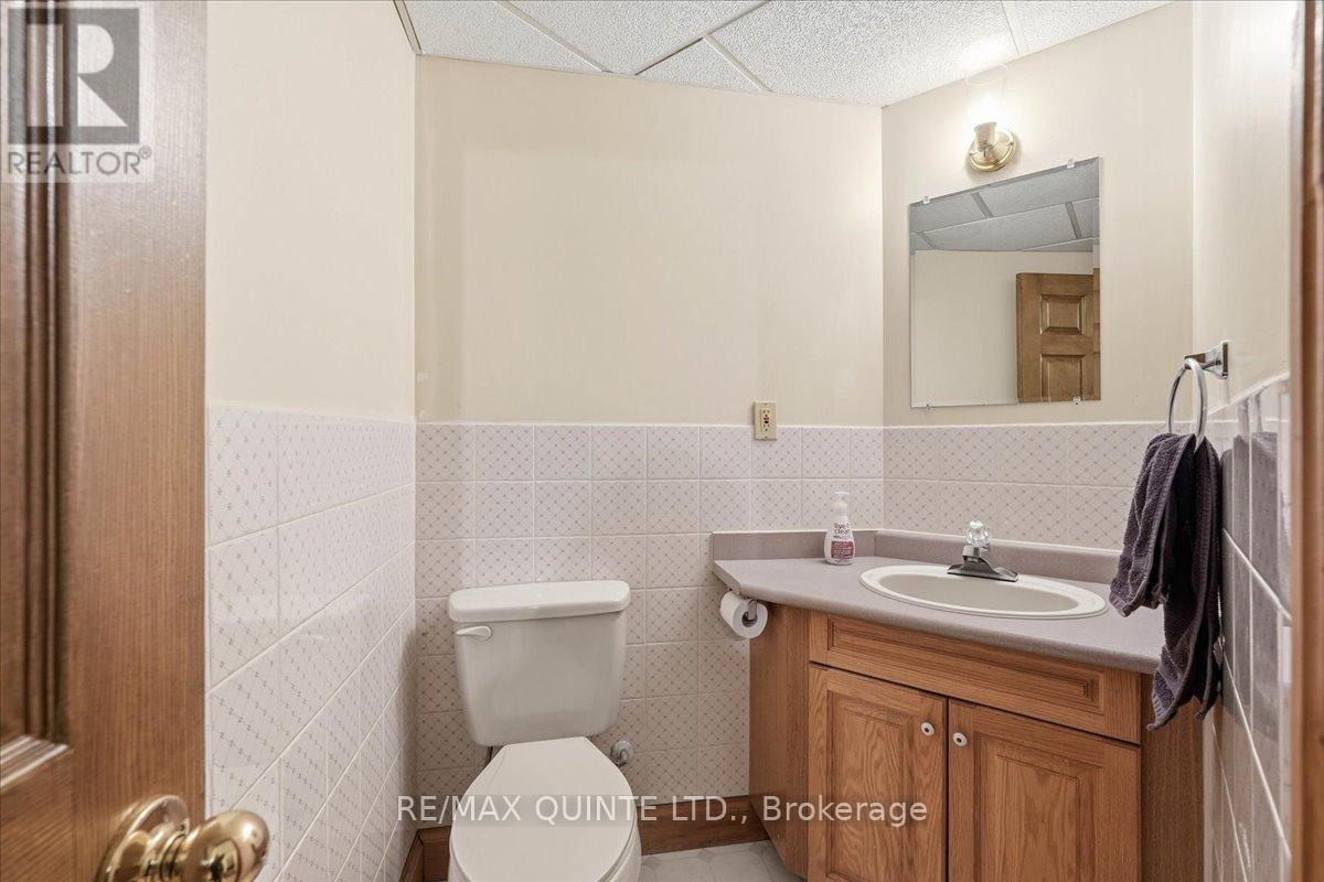 89 Westwind Crescent, Prince Edward County, Ontario  K0K 3L0 - Photo 35 - X12721862