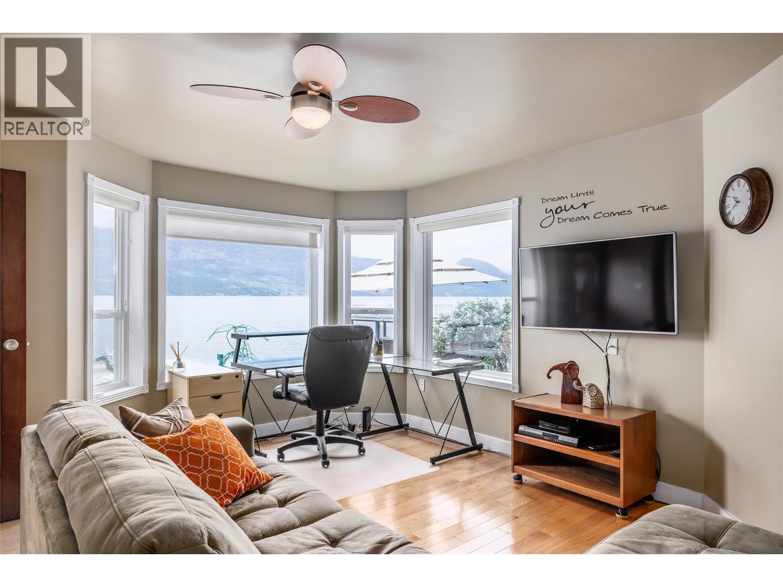 17824 Juniper Cove Road, Lake Country, British Columbia  V4V 1B8 - Photo 8 - 10384385