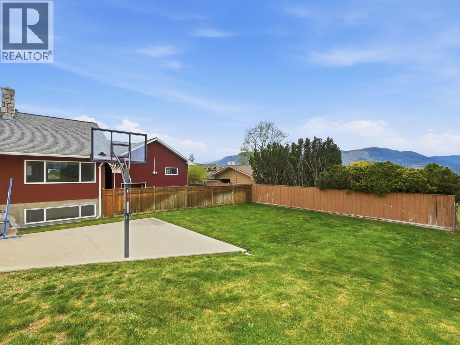 855 Ross Avenue, Penticton, British Columbia  V2A 3A5 - Photo 15 - 10382199