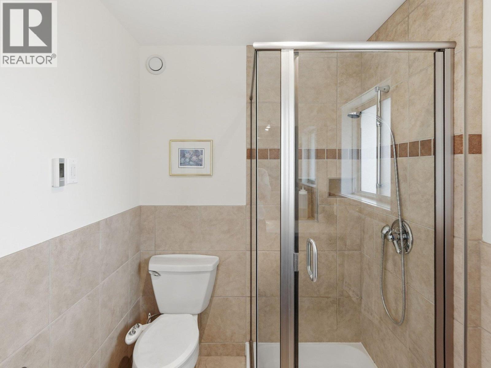 855 Ross Avenue, Penticton, British Columbia  V2A 3A5 - Photo 31 - 10382199