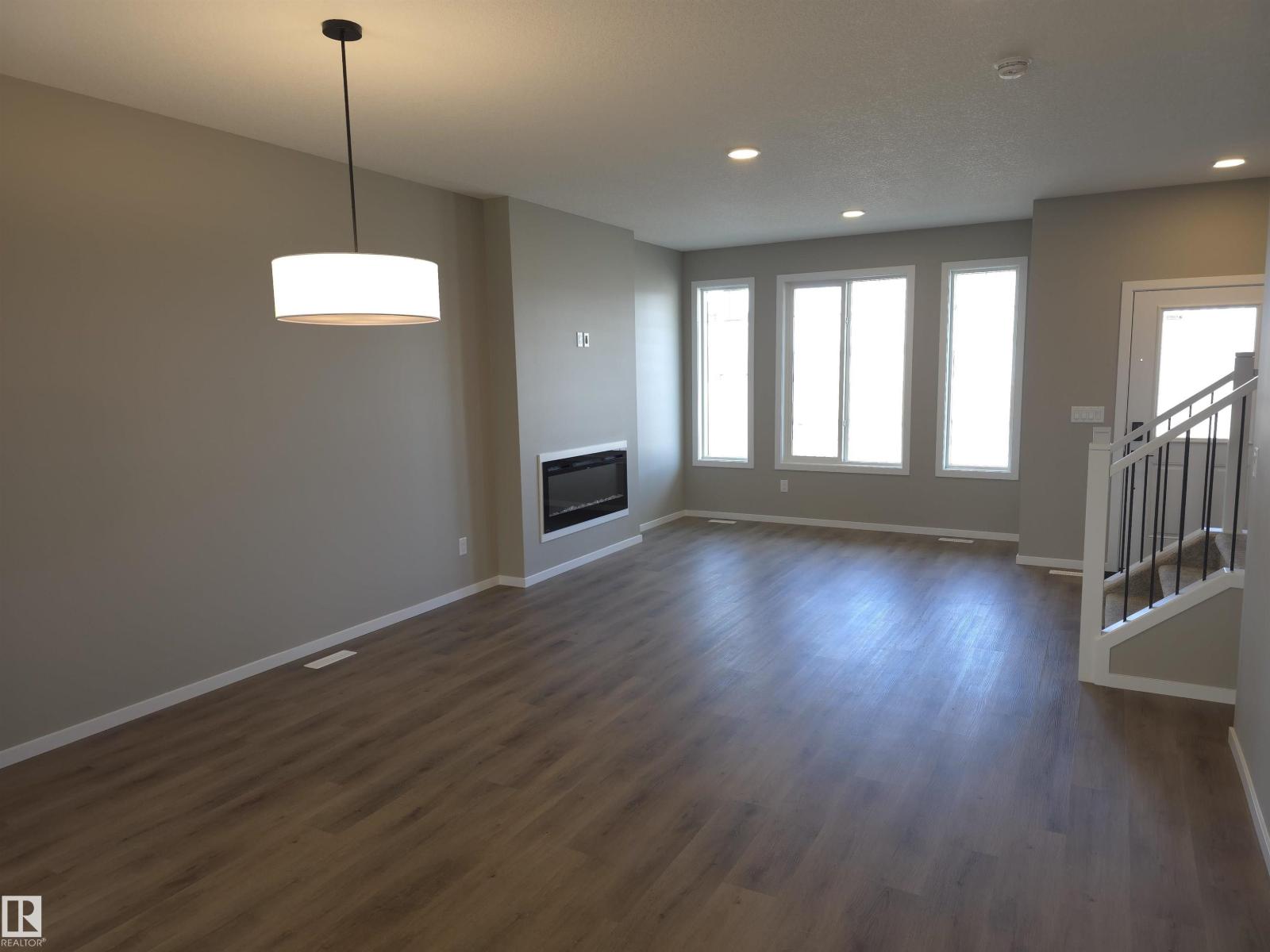 1098 Mcleod Av, Spruce Grove, Alberta  T7X 4G8 - Photo 3 - E4476914