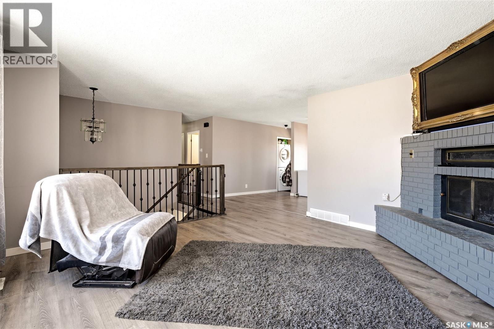 34 Glasgow Street, Regina, Saskatchewan  S4X 1E1 - Photo 6 - SK033383