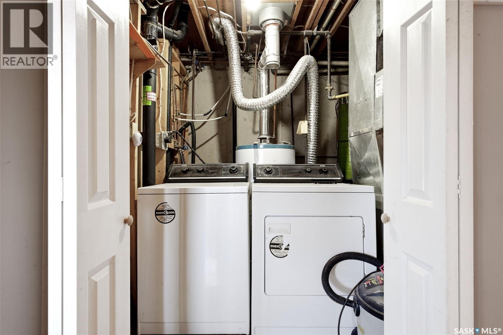 34 Glasgow Street, Regina, Saskatchewan  S4X 1E1 - Photo 33 - SK033383