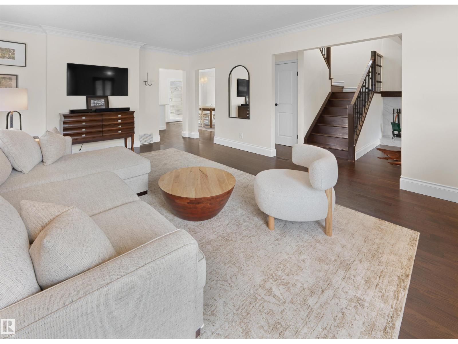 8960 77 Av Nw, Edmonton, Alberta  T6C 0L9 - Photo 5 - E4483963