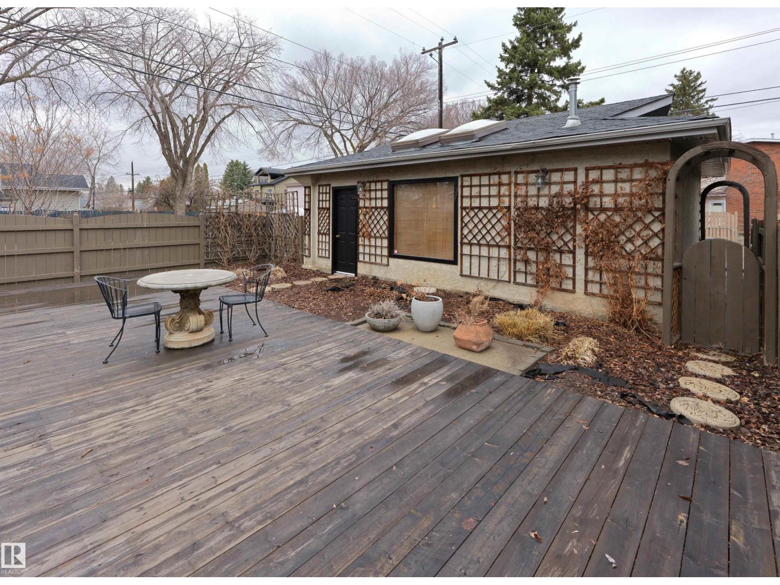 8960 77 Av Nw, Edmonton, Alberta  T6C 0L9 - Photo 32 - E4483963