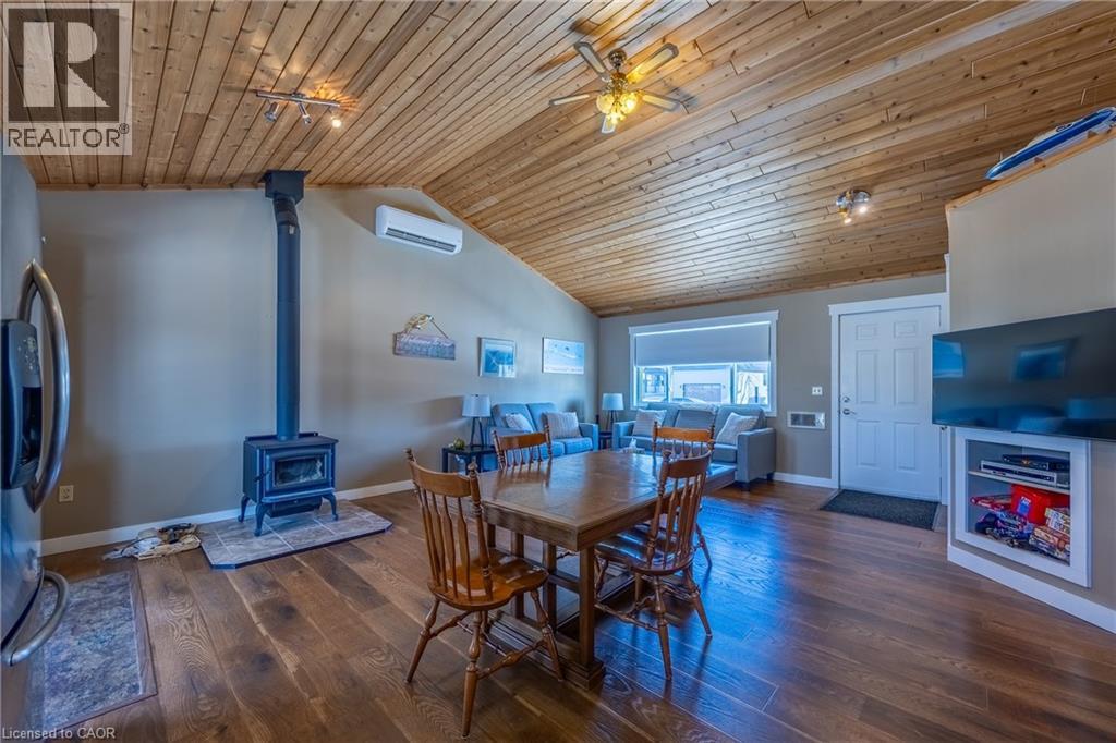 8 Pickerel Road, Long Point, Ontario  N0E 1M0 - Photo 12 - 40805551