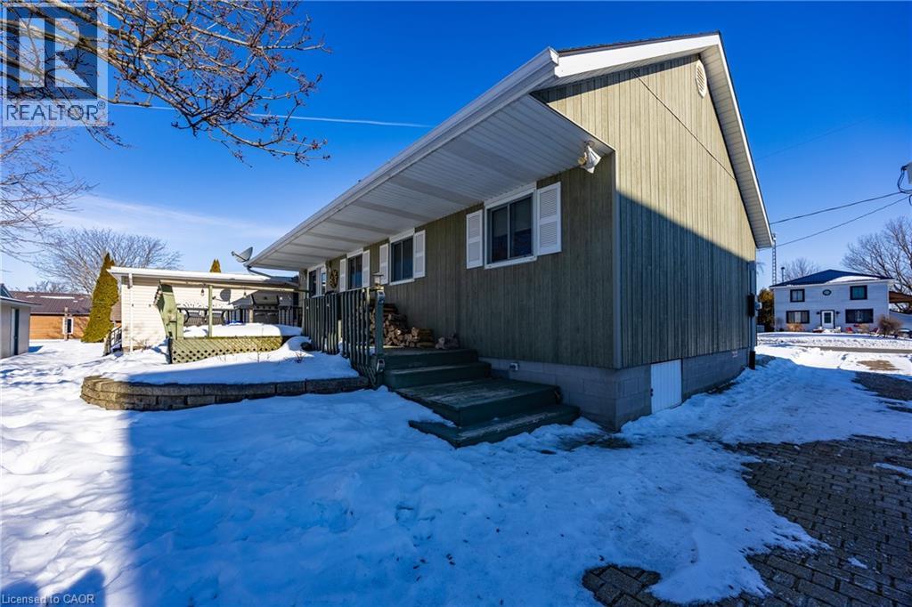 8 Pickerel Road, Long Point, Ontario  N0E 1M0 - Photo 23 - 40805551