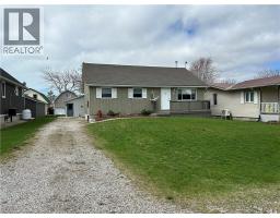 8 PICKEREL Road, Long Point, Ontario