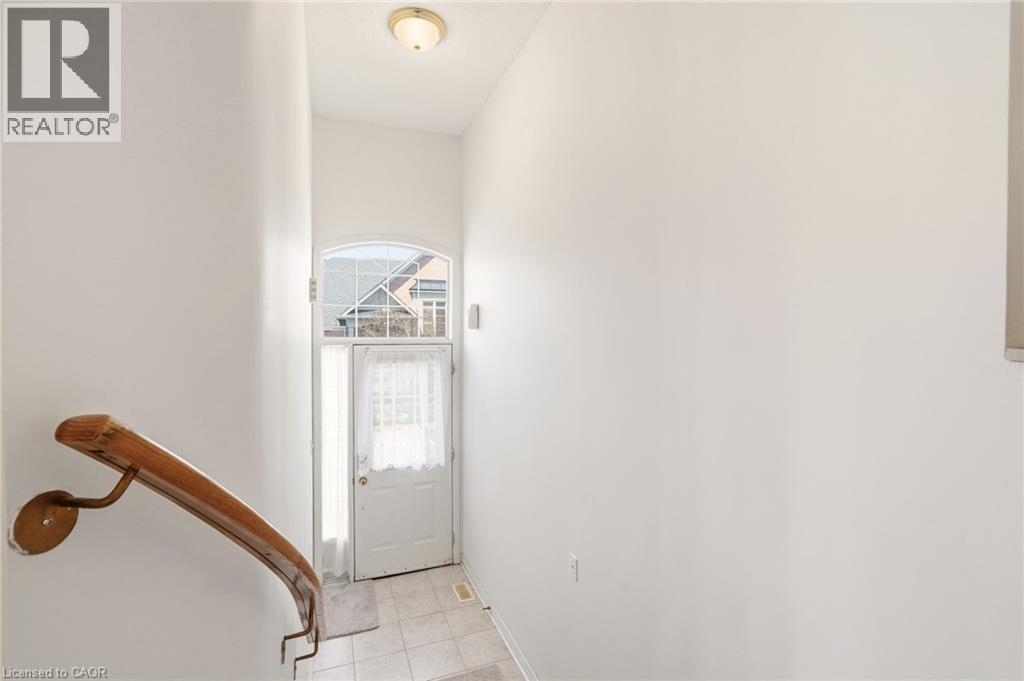 4400 Millcroft Park Drive Unit# 40, Burlington, Ontario  L7M 5B5 - Photo 4 - 40823228