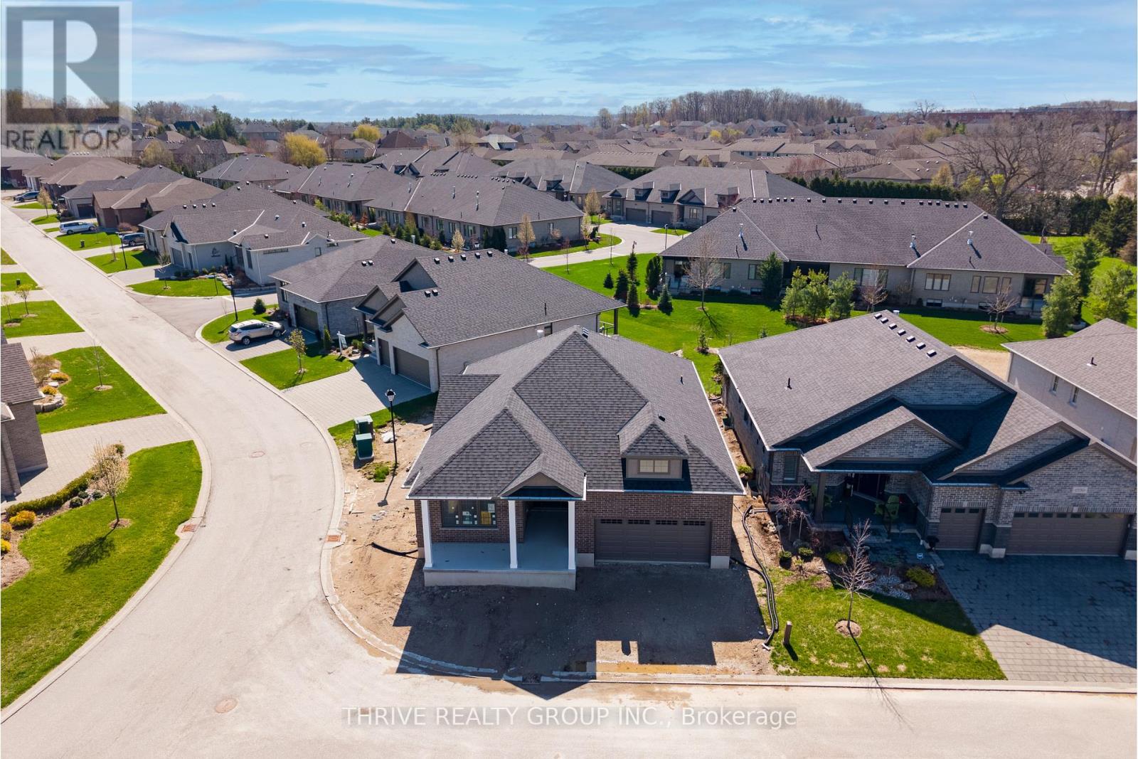 1558 Ed Ervasti Lane, London South, Ontario  N6K 5R7 - Photo 3 - X13041034